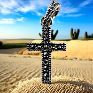 925 Sterling Silver Cross Pendant w/ Marcasite Stones Lovely & Petite NWT
